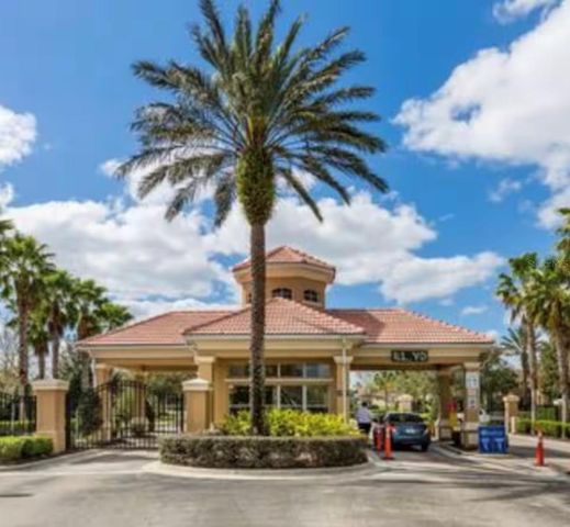 2774 ALMATON LOOP 402, Kissimmee, FL 34747