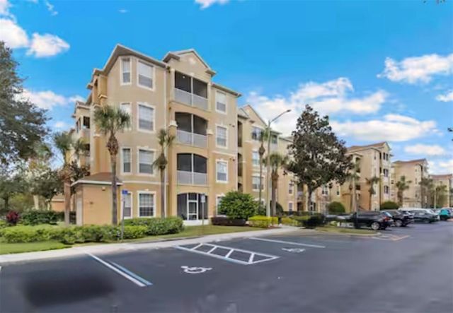 2774 ALMATON LOOP 402, Kissimmee, FL 34747