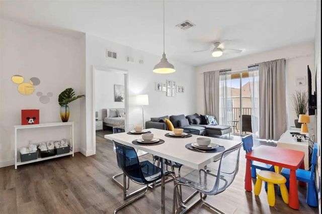 2774 ALMATON LOOP 402, Kissimmee, FL 34747