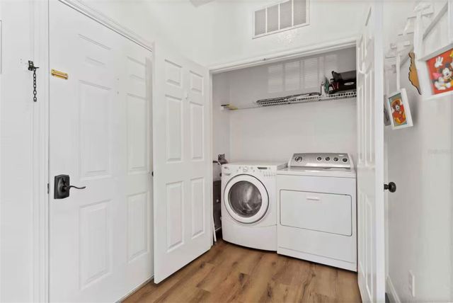 2774 ALMATON LOOP 402, Kissimmee, FL 34747