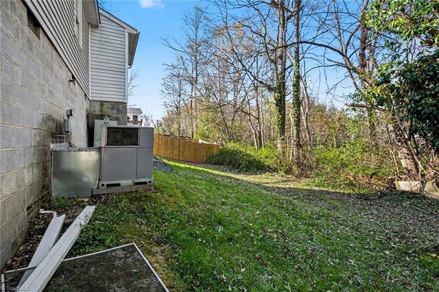 209 7th Street, Burlington, NC 27215