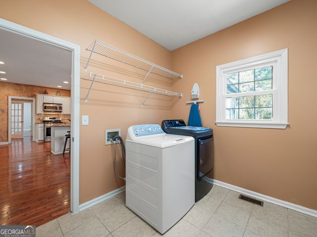 4465 Settles Bridge Road, Suwanee, GA 30024