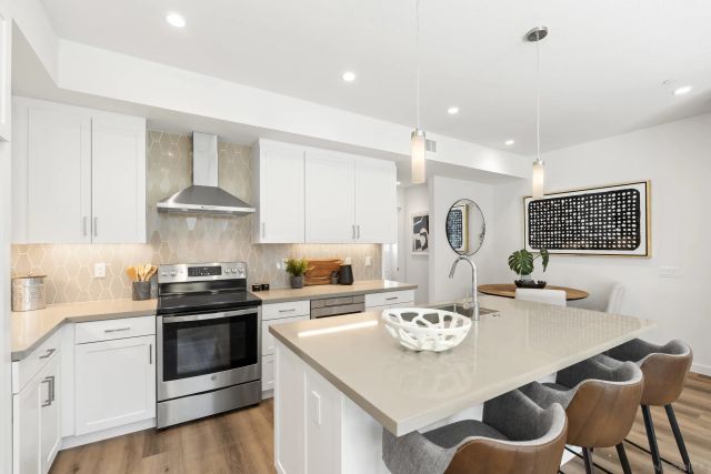 3309 Ruffin Rd 14, San Diego, CA 92123