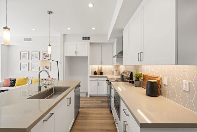 3309 Ruffin Rd 14, San Diego, CA 92123