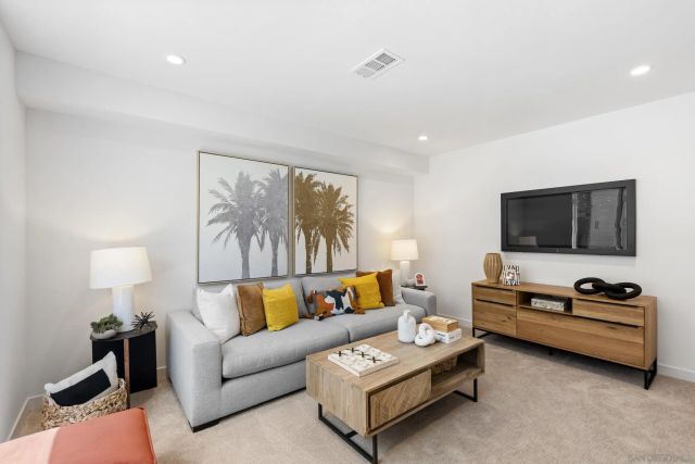 3309 Ruffin Rd 14, San Diego, CA 92123