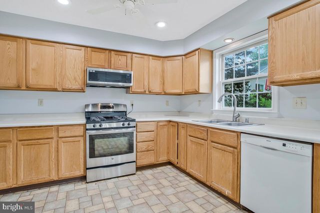 6483 SEDGWICK ST, Elkridge, MD 21075