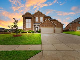 614 Woodridge Drive, Oak Point, TX 75068