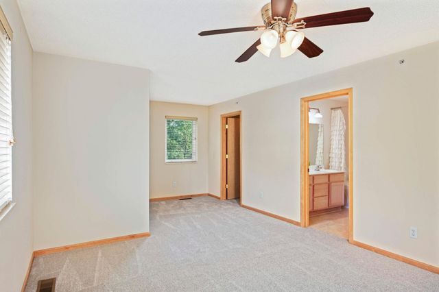 4820 Underwood Lane N D, Plymouth, MN 55442