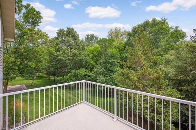 4820 Underwood Lane N D, Plymouth, MN 55442