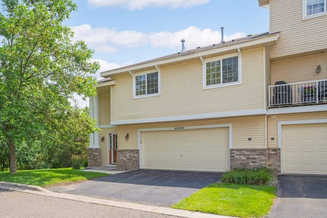 4820 Underwood Lane N D, Plymouth, MN 55442