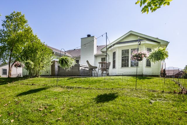 25 W Quail Wood Lane, Westfield, IN 46074