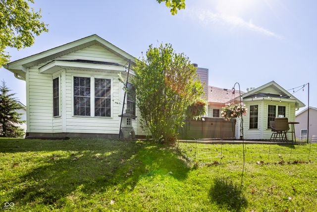 25 W Quail Wood Lane, Westfield, IN 46074