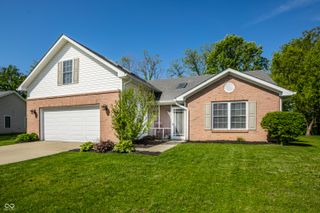 25 W Quail Wood Lane, Westfield, IN 46074