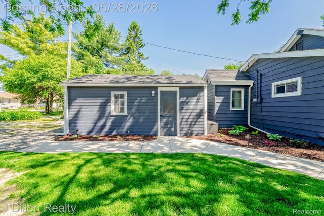 11320 Eastside Drive, Plymouth Charter Township, MI 48170