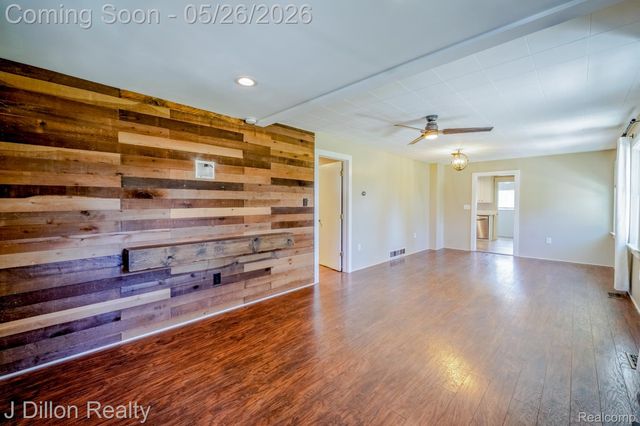 11320 Eastside Drive, Plymouth Charter Township, MI 48170