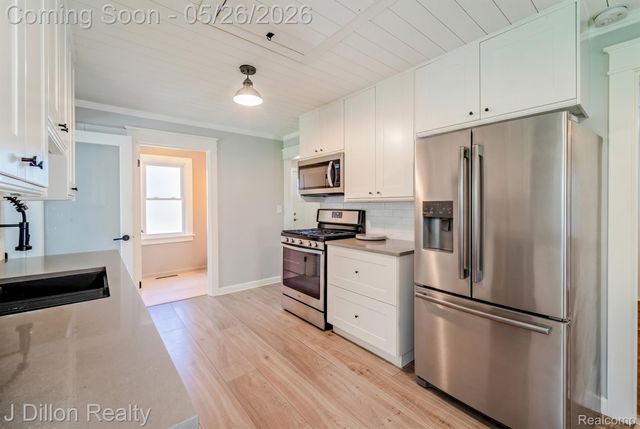 11320 Eastside Drive, Plymouth Charter Township, MI 48170