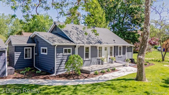 11320 Eastside Drive, Plymouth Charter Township, MI 48170