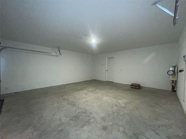 5715 Little Redwing Drive, Baytown, TX 77521