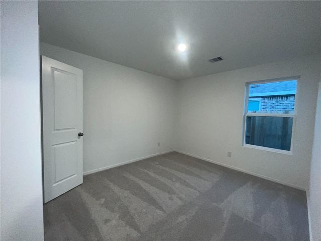 5715 Little Redwing Drive, Baytown, TX 77521