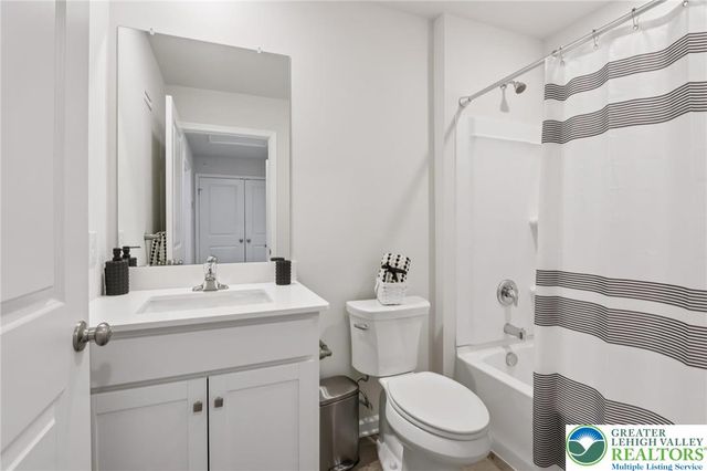 1138 Martin Road, Upper Macungie Twp, PA 18031