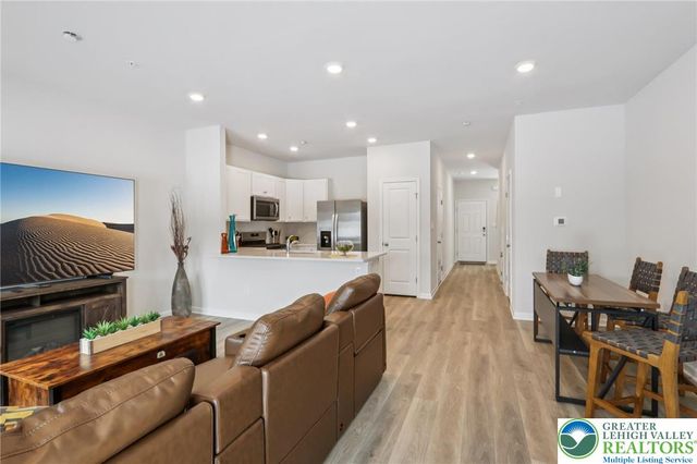 1138 Martin Road, Upper Macungie Twp, PA 18031