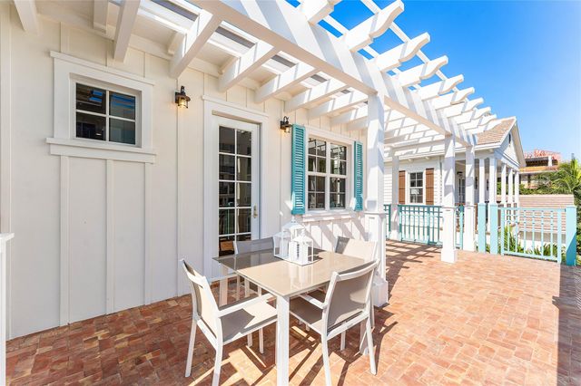 140 SE 1st Ave, Delray Beach, FL 33444