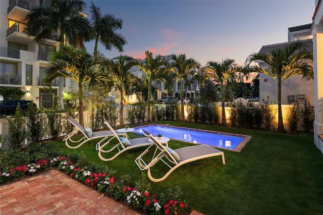 140 SE 1st Ave, Delray Beach, FL 33444