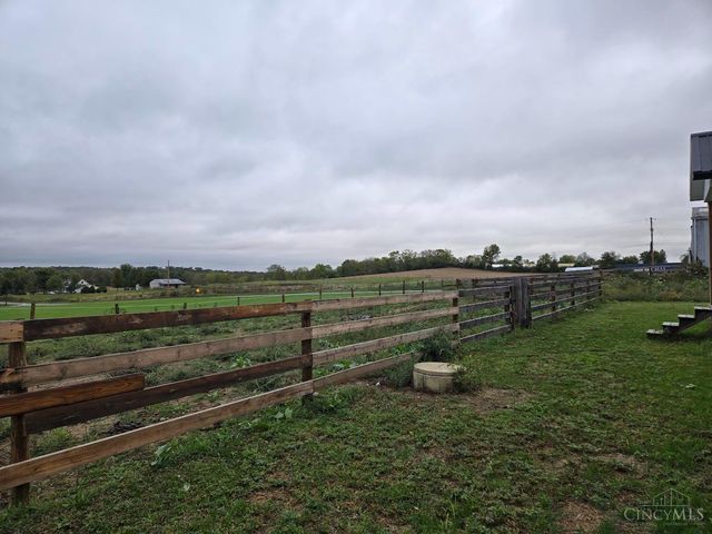 9581 St Rt 138, Hillsboro, OH 45133