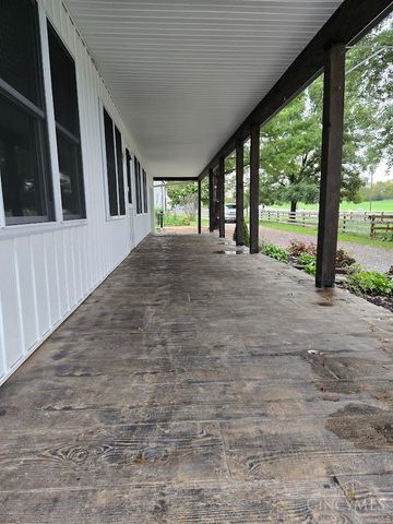 9581 St Rt 138, Hillsboro, OH 45133