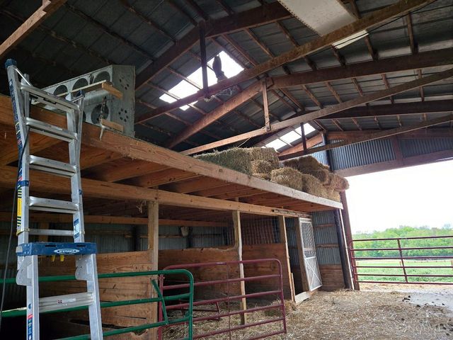 9581 St Rt 138, Hillsboro, OH 45133