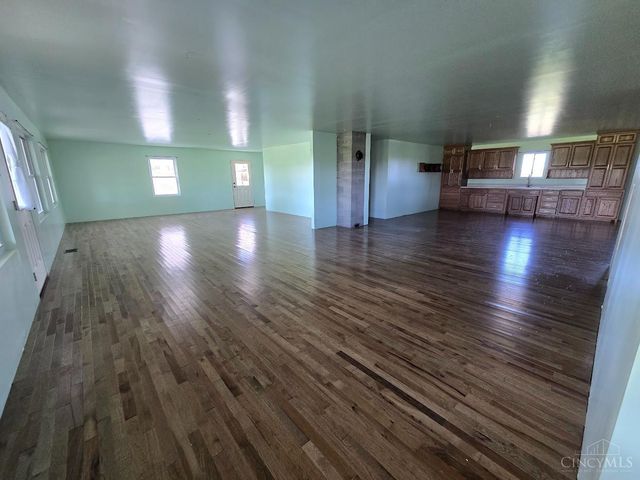 9581 St Rt 138, Hillsboro, OH 45133