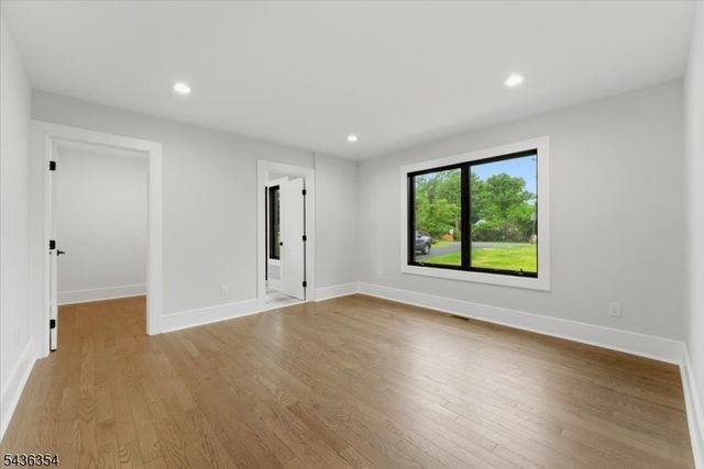 126 Emerson Ln, Berkeley Heights Twp., NJ 07922