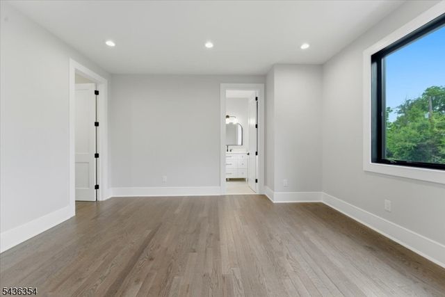 126 Emerson Ln, Berkeley Heights Twp., NJ 07922