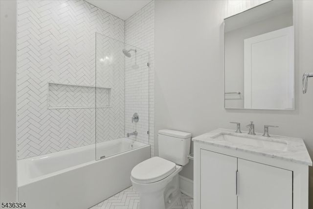 126 Emerson Ln, Berkeley Heights Twp., NJ 07922