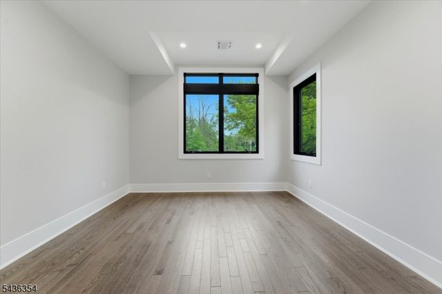 126 Emerson Ln, Berkeley Heights Twp., NJ 07922