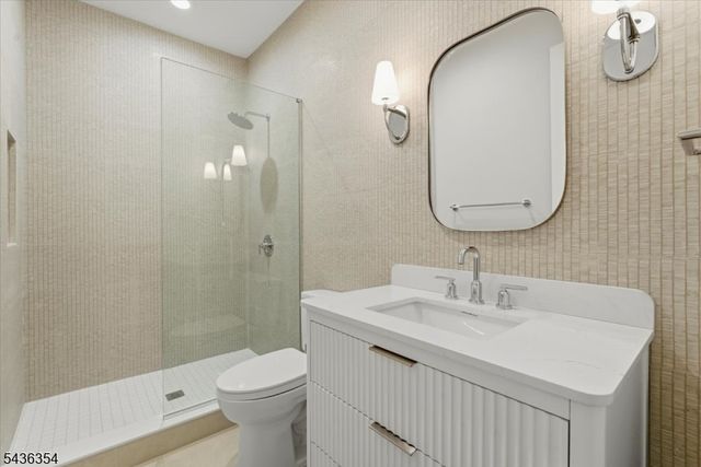 126 Emerson Ln, Berkeley Heights Twp., NJ 07922