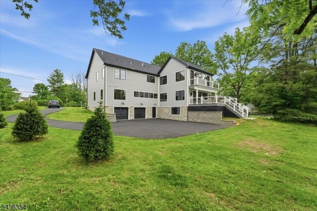 126 Emerson Ln, Berkeley Heights Twp., NJ 07922