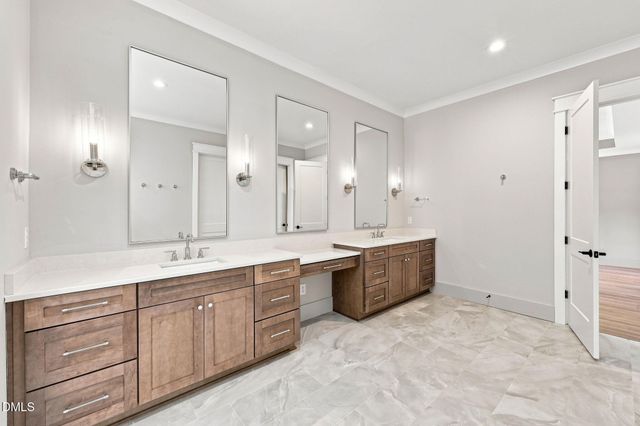 8008 Wexford Waters Lane, Wake Forest, NC 27587