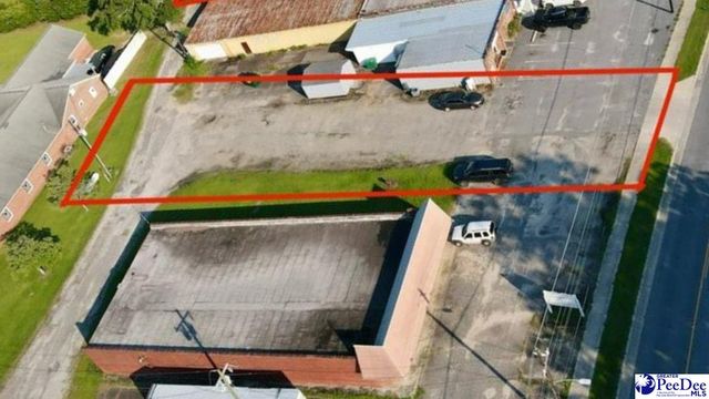 S Walnut St, Pamplico, SC 29583