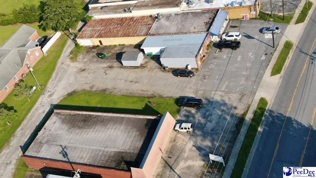 S Walnut St, Pamplico, SC 29583