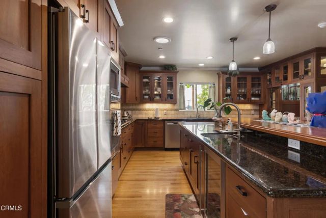 5015 Verwood Avenue, Glendale, CA 91214