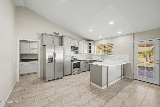 2302 E CAROL Avenue, Mesa, AZ 85204