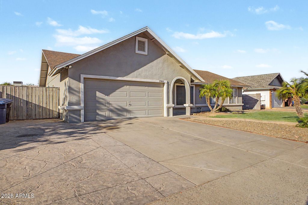 2302 E CAROL Avenue, Mesa, AZ 85204