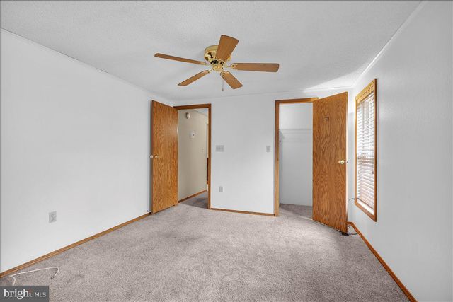 25 LOFT MOUNTAIN DR, Sicklerville, NJ 08081