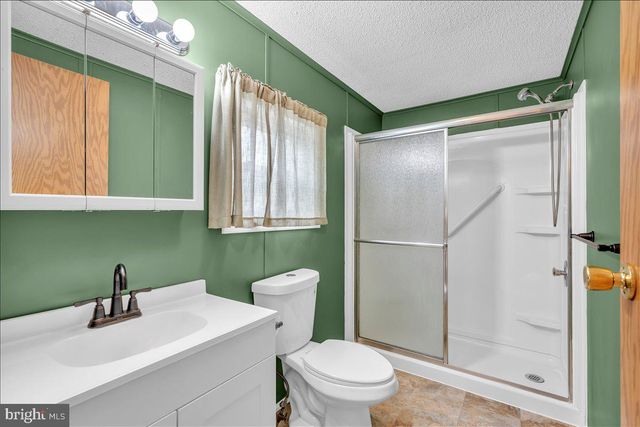 25 LOFT MOUNTAIN DR, Sicklerville, NJ 08081