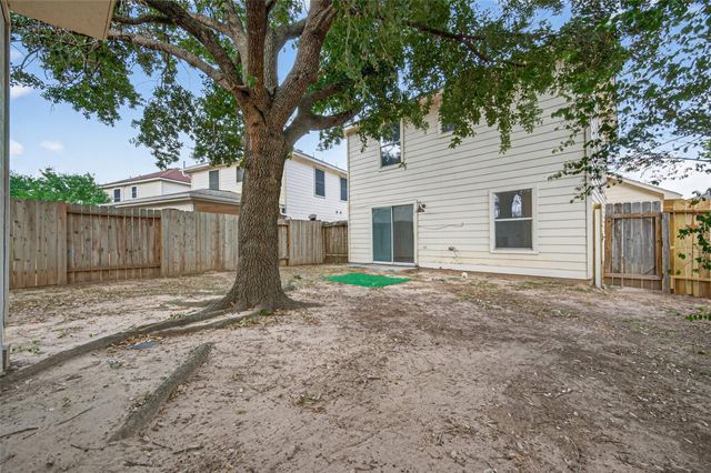 7343 Village Lake Drive, Cypress, TX 77433