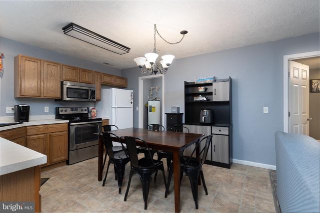 1303 COLONIAL AVE, Cambridge, MD 21613