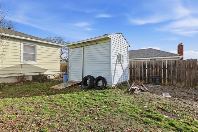 4811 N Maple St, Spokane, WA 99205