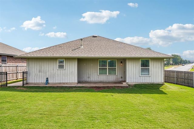 4312 Eagle Cliff Drive, Norman, OK 73072