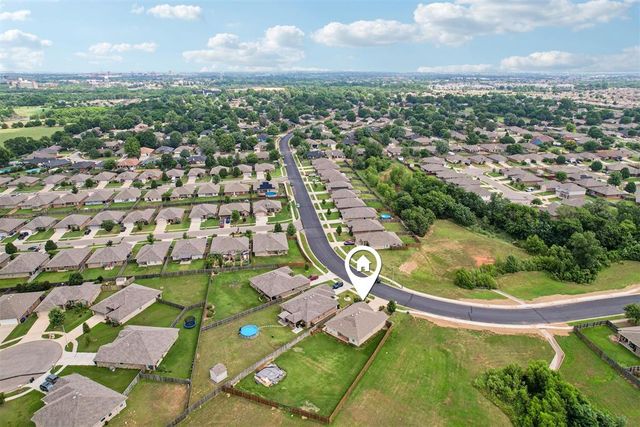 4312 Eagle Cliff Drive, Norman, OK 73072